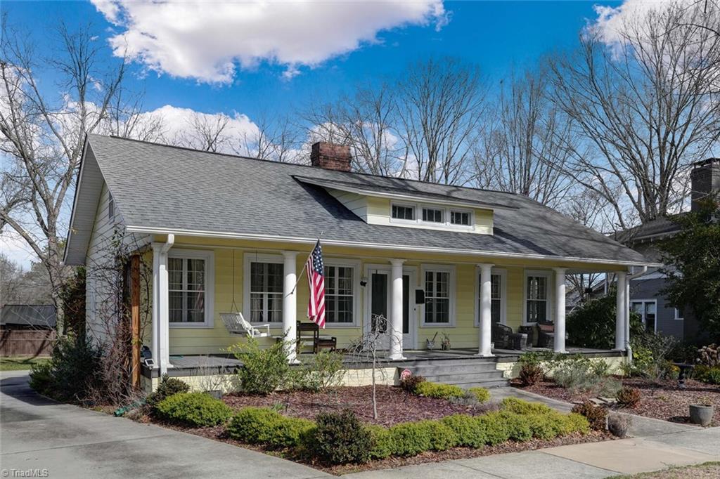 406 W Bessemer Avenue