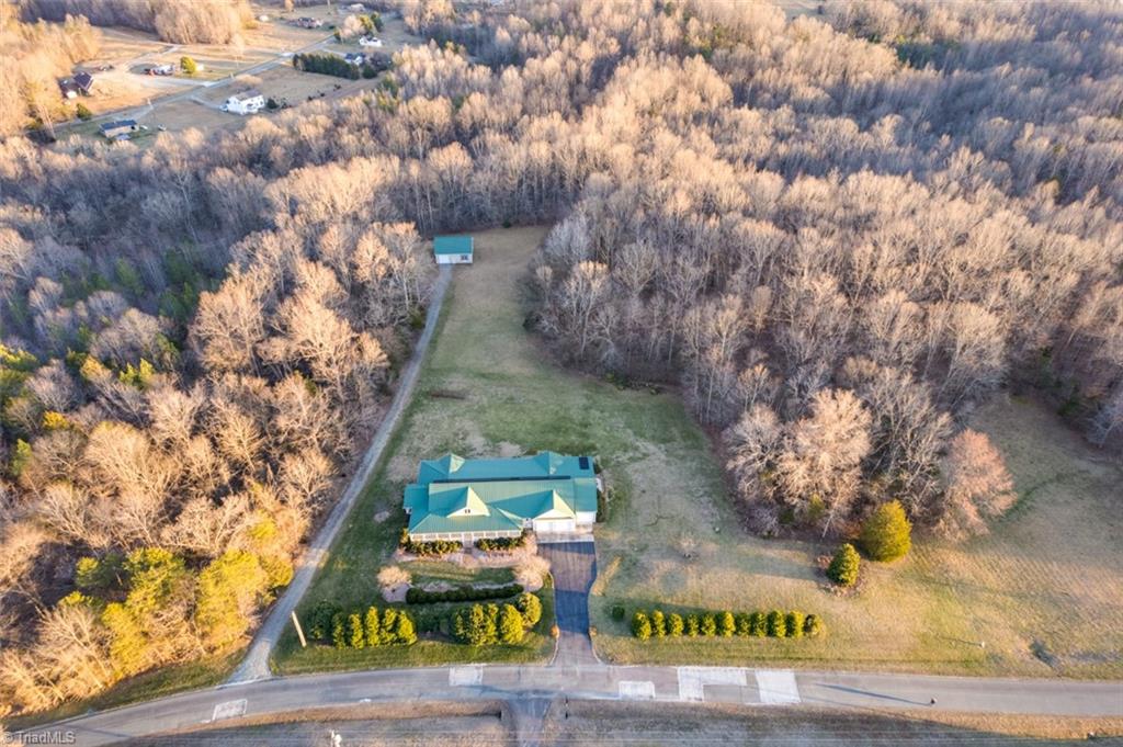 2035 Allen Jarrett Drive