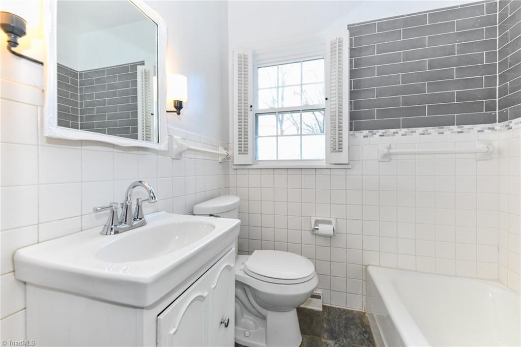 1416 Rankin Road