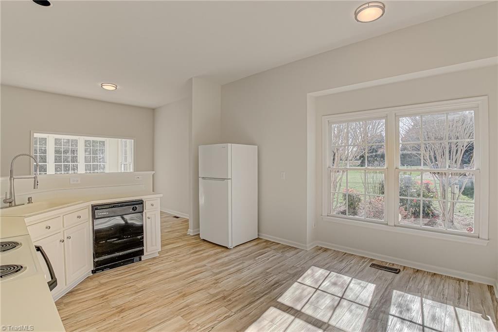2300 Glen Meadow Drive