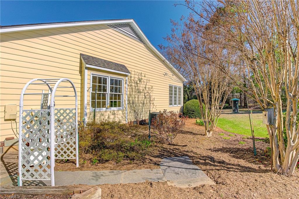 2300 Glen Meadow Drive