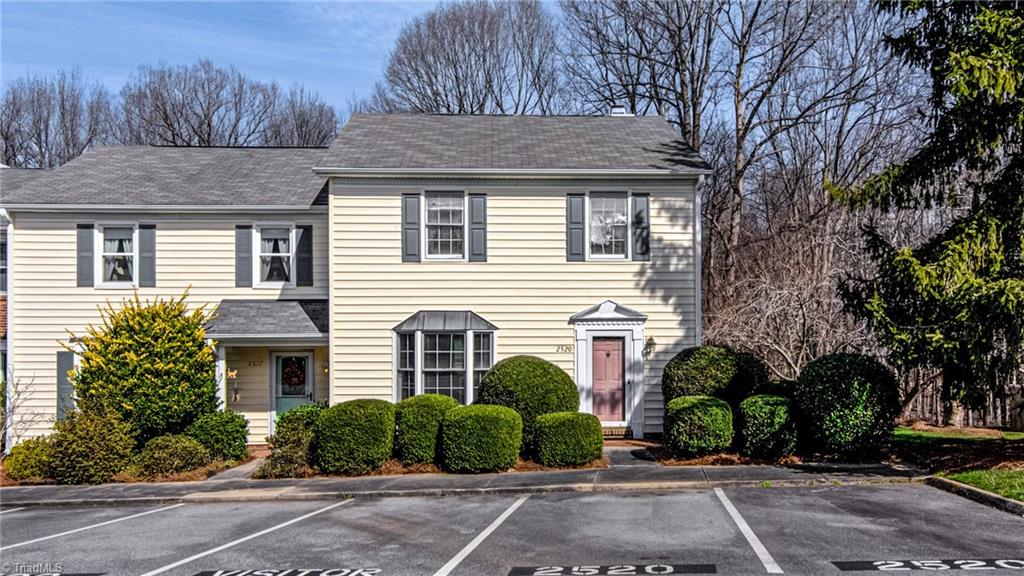 2520 Cottage Place