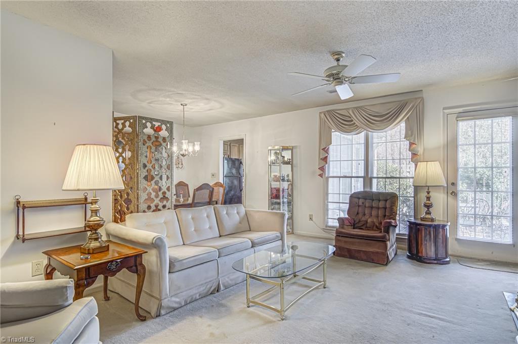 2520 Cottage Place