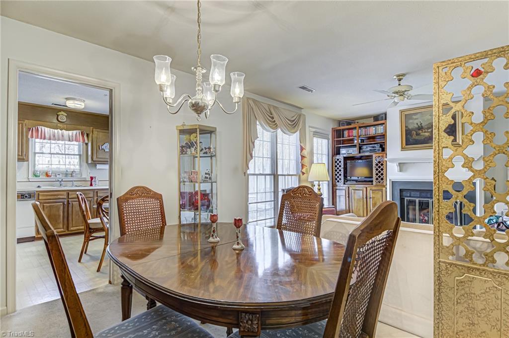 2520 Cottage Place