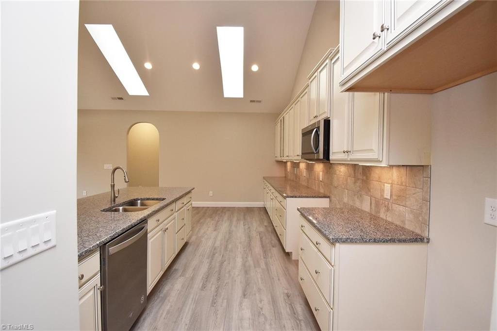 147 Dunvegan Lane # 67