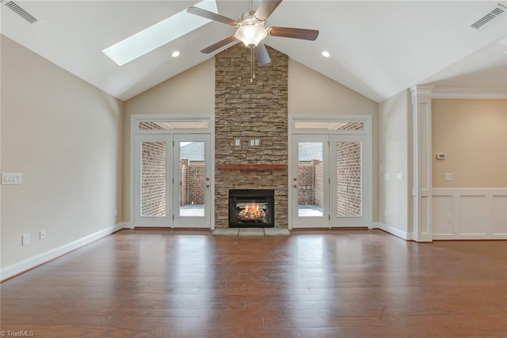 147 Dunvegan Lane # 67