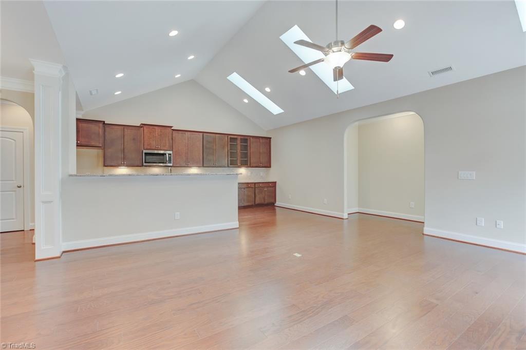 147 Dunvegan Lane # 67