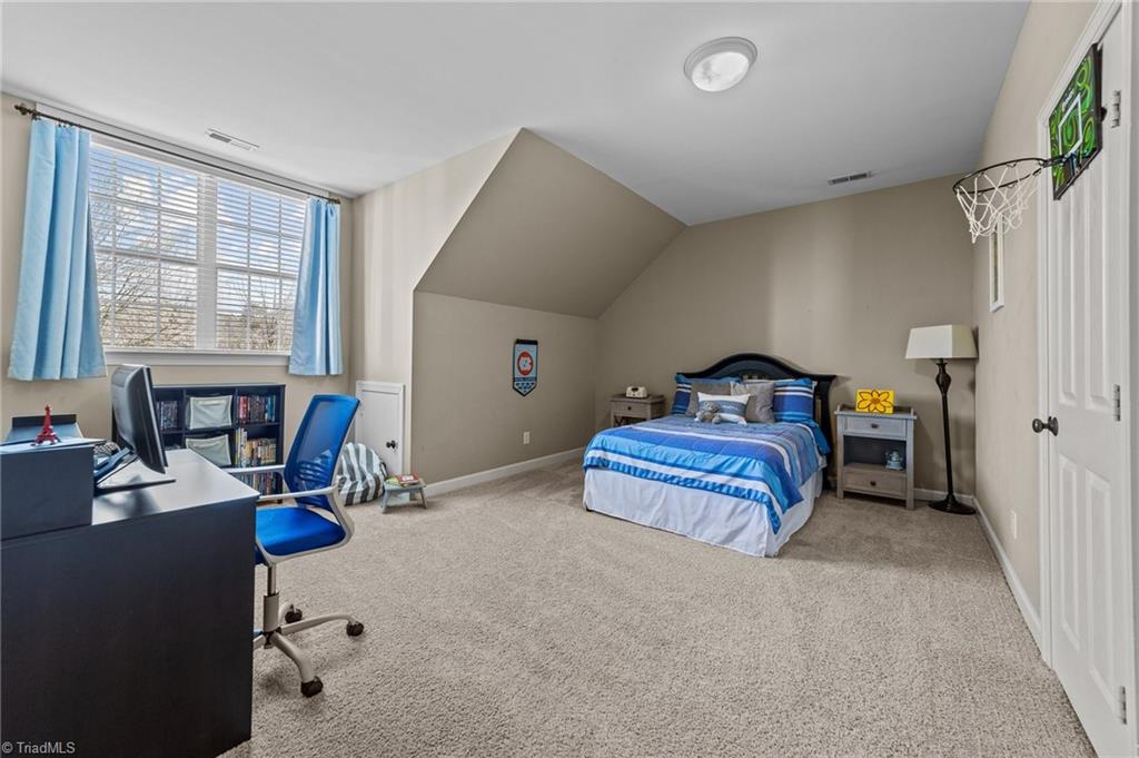 6107 Colwyn Court