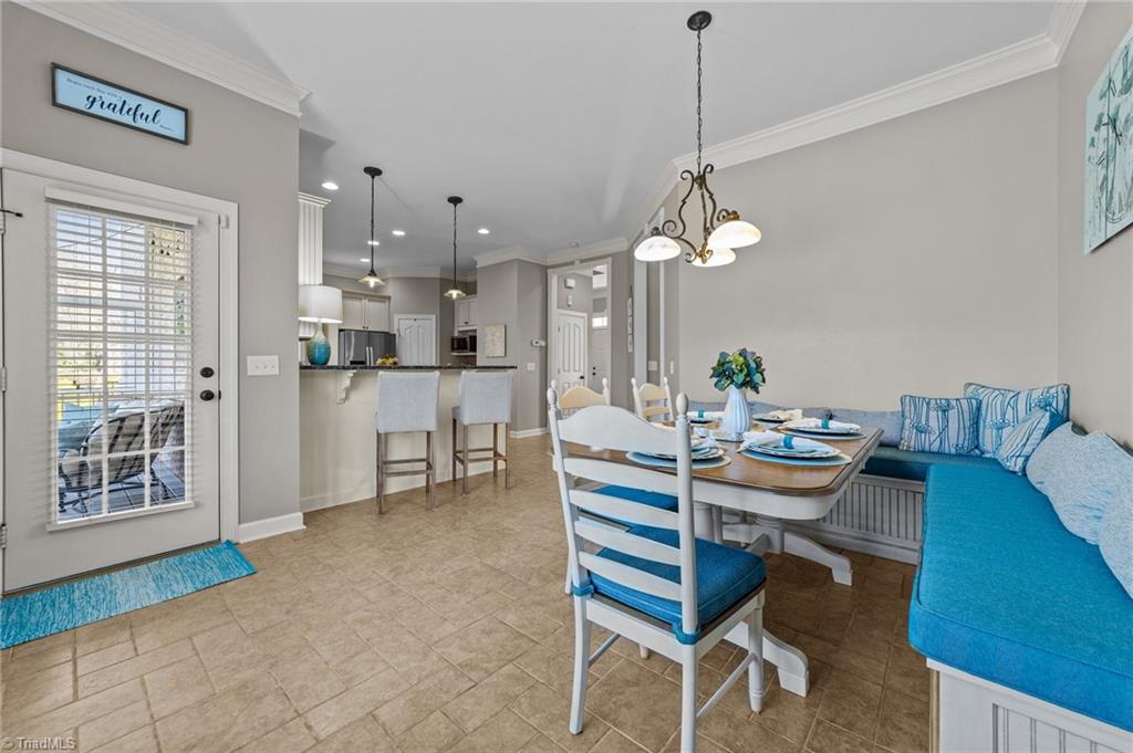 6107 Colwyn Court