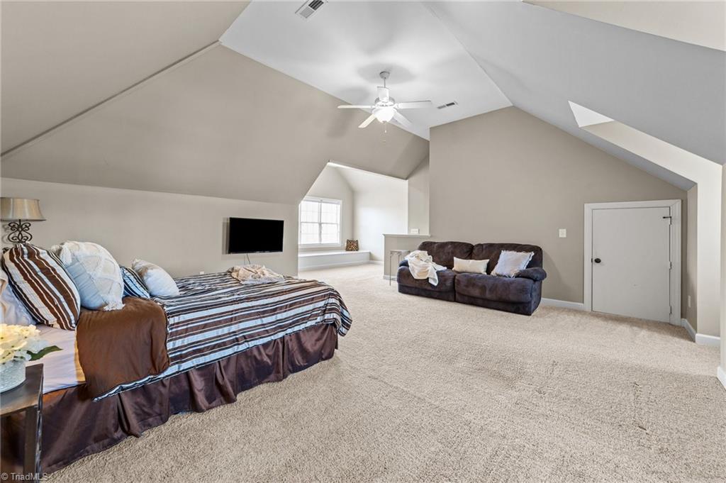 6107 Colwyn Court