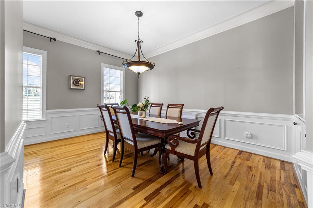 6107 Colwyn Court