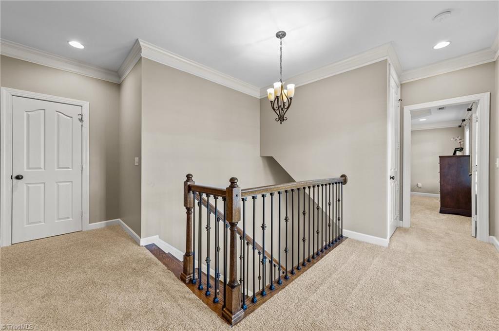 6107 Colwyn Court