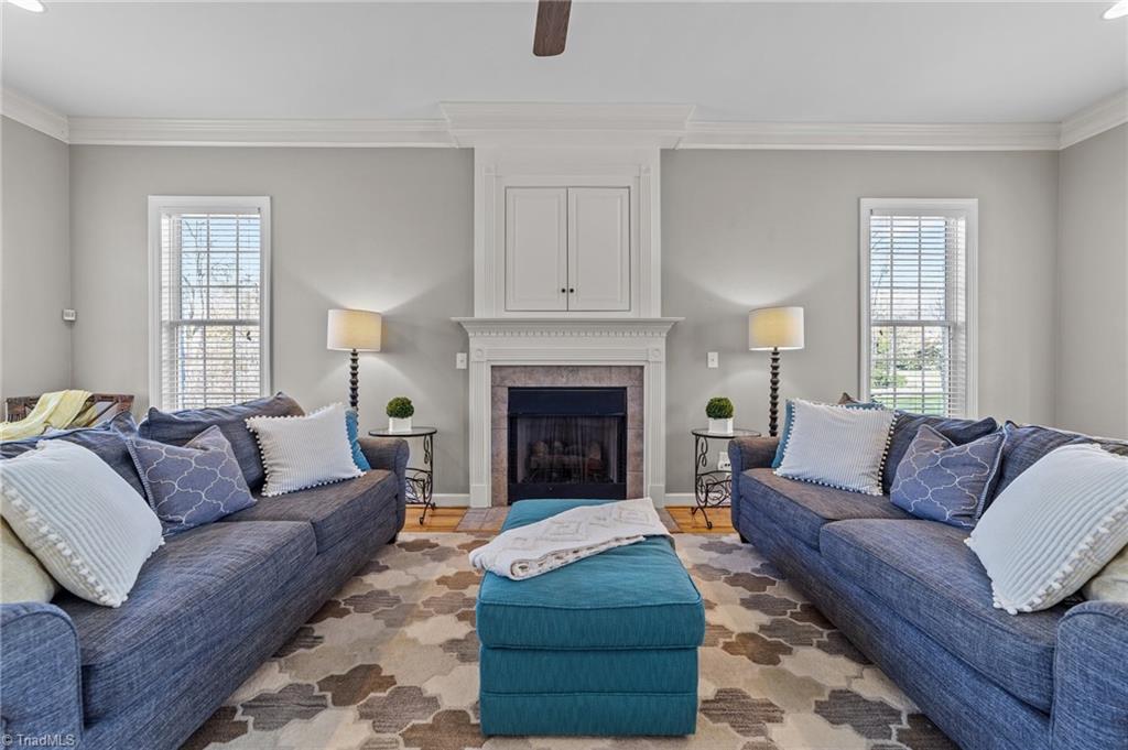 6107 Colwyn Court