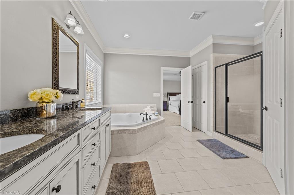 6107 Colwyn Court
