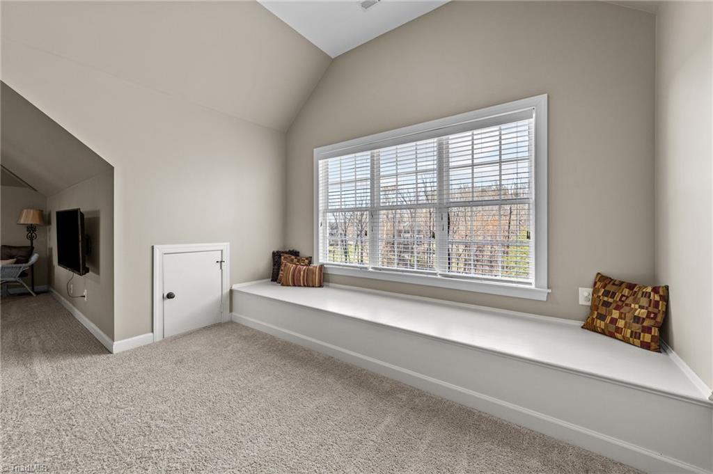 6107 Colwyn Court