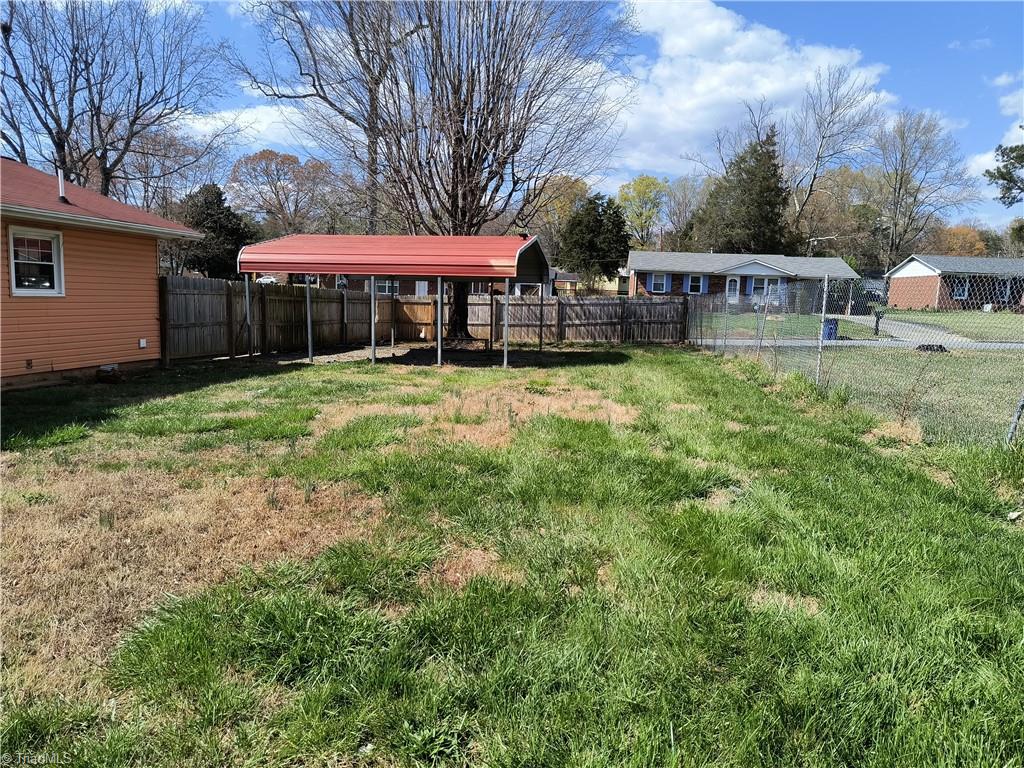 3831 Hartford Street