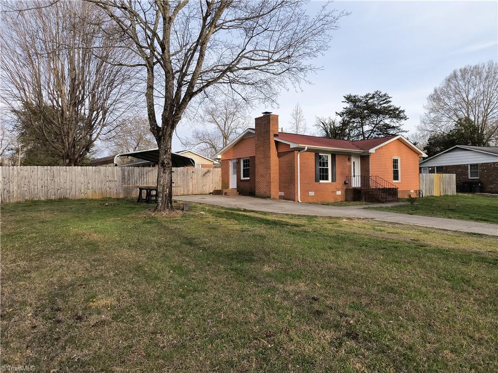 3831 Hartford Street