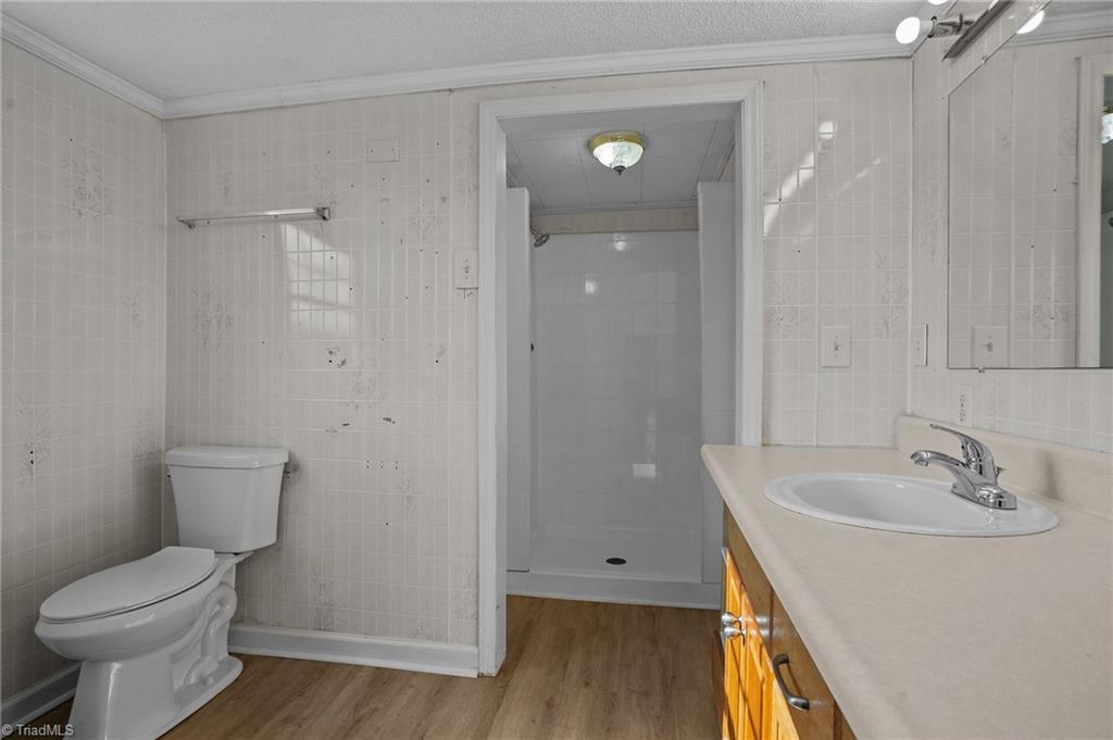 1801 Flatrock Street