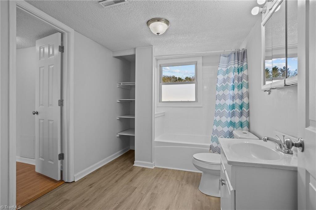 1801 Flatrock Street