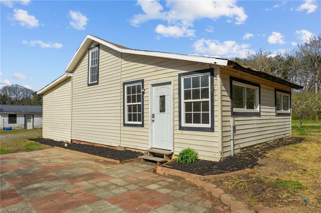 1801 Flatrock Street