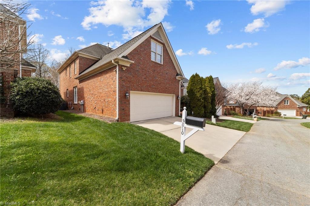 5010 Bearberry Point