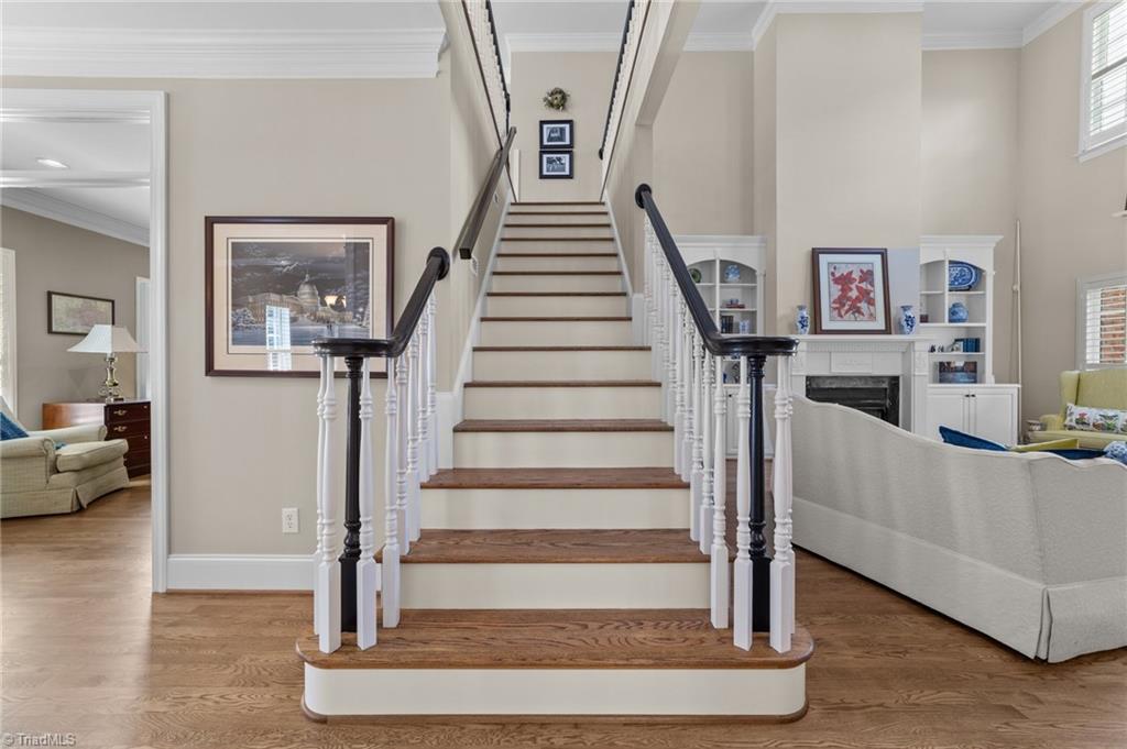 5010 Bearberry Point