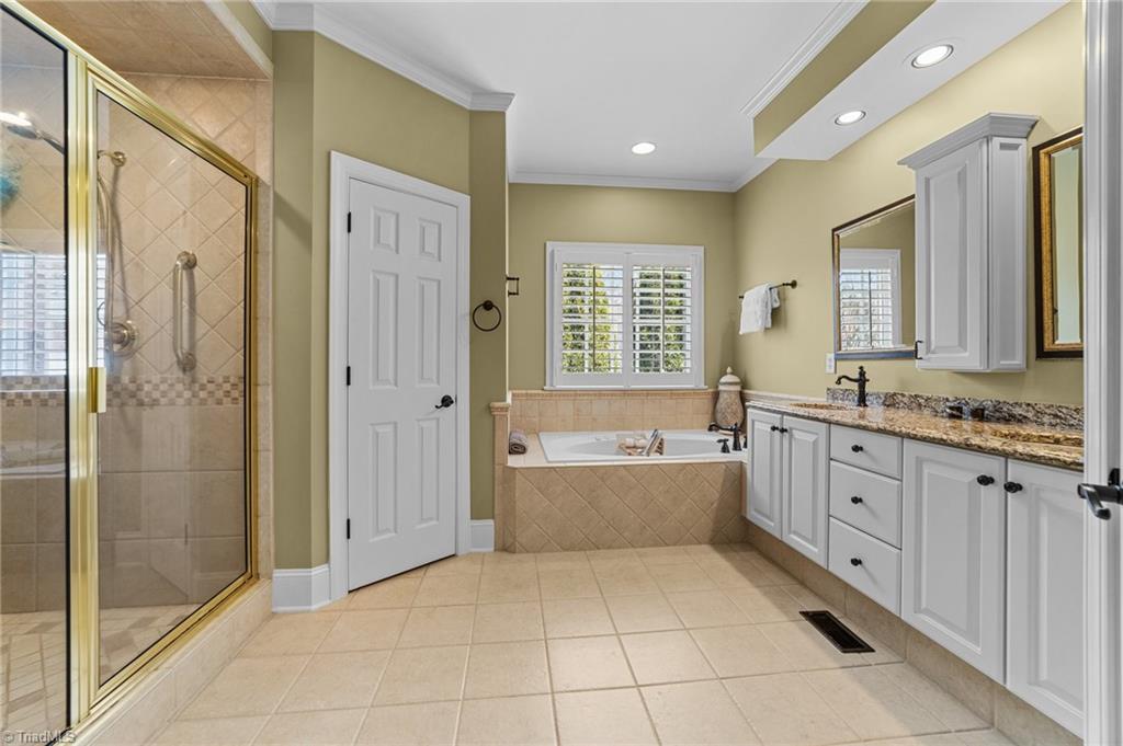 5010 Bearberry Point