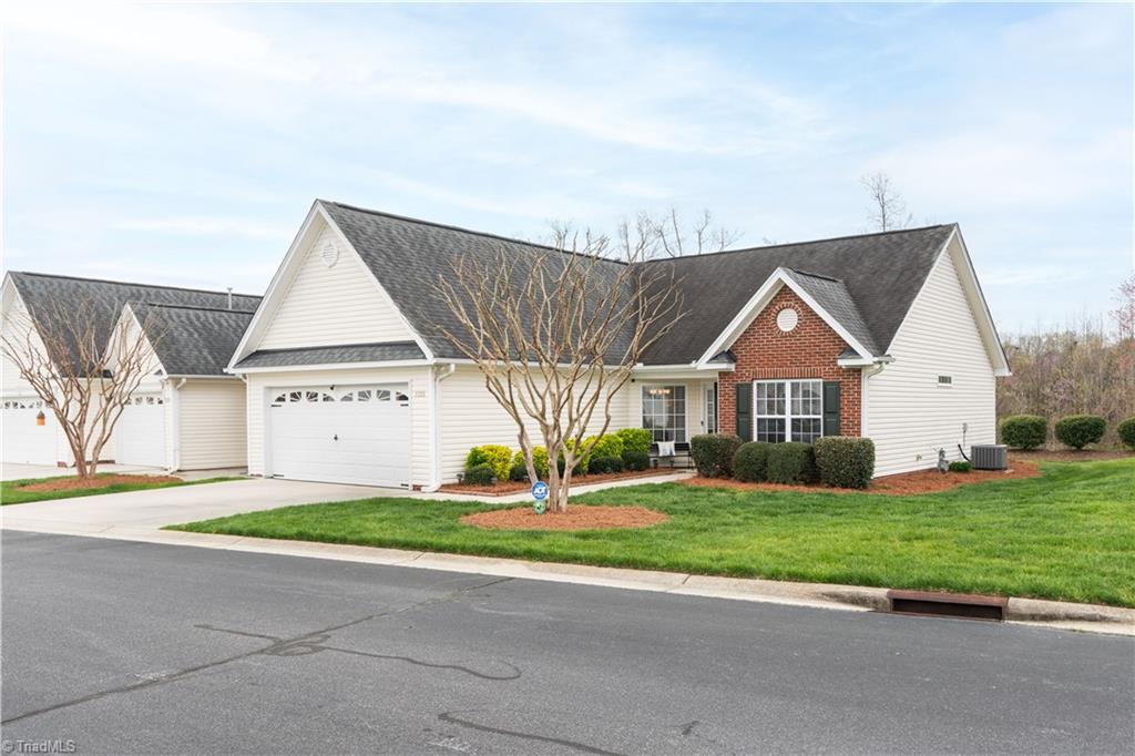 1335 Bayswater Drive