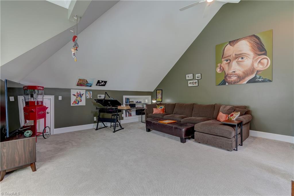 2002 Rockglen Lane