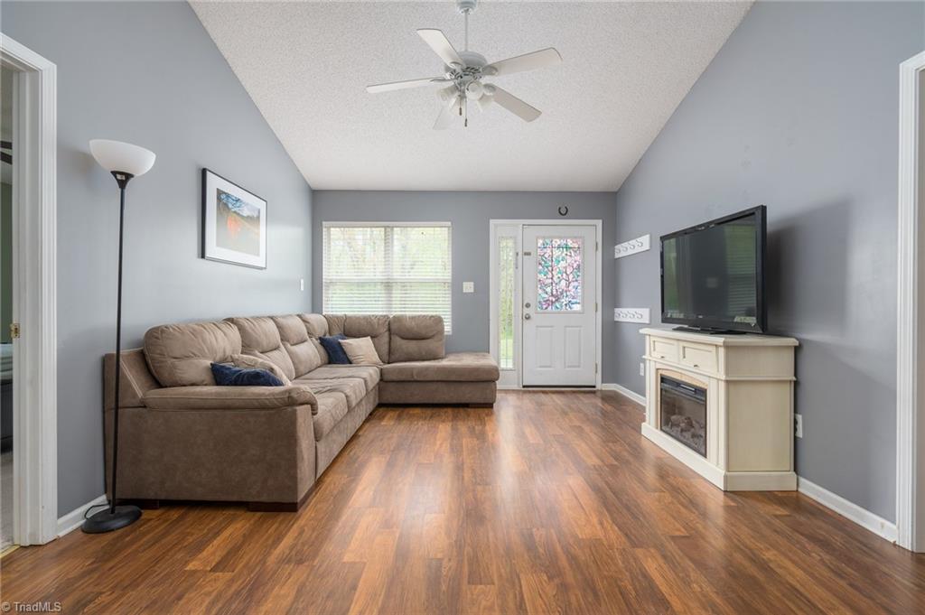 1754 Willa Place Drive