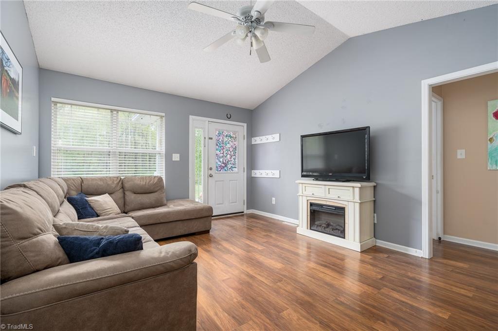 1754 Willa Place Drive