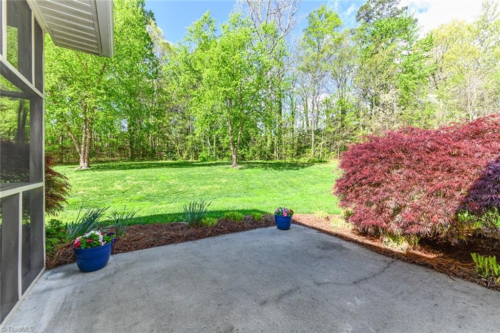 7 Annalisa Drive