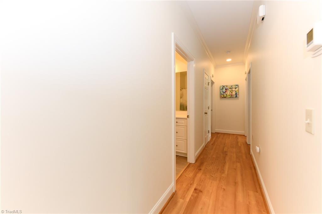 7 Annalisa Drive