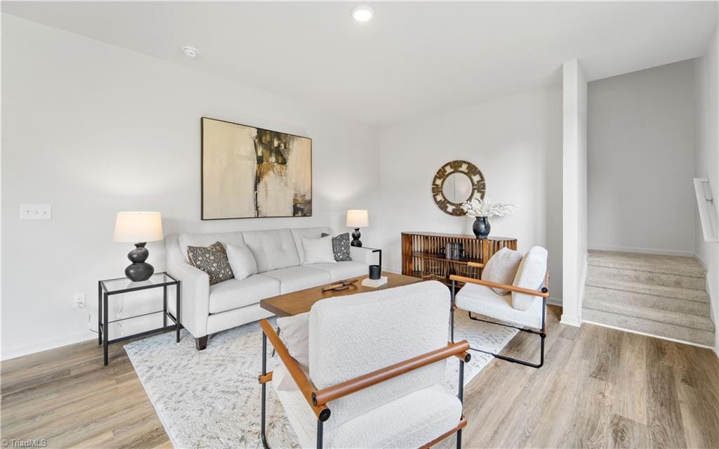 8117 Reynolda Road