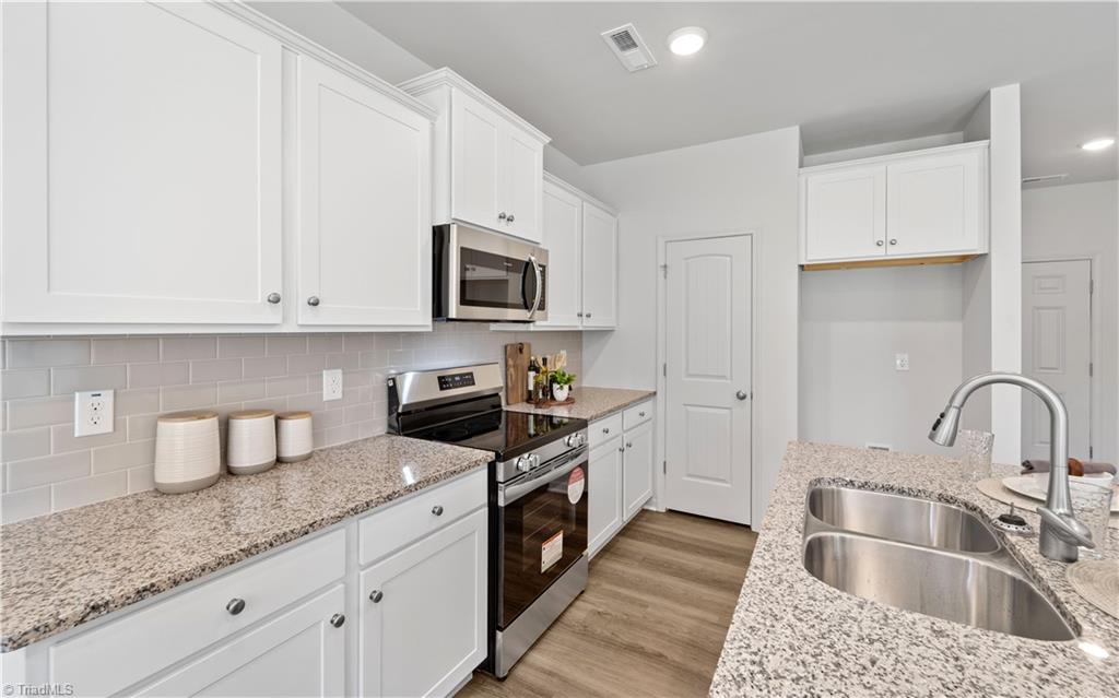 8117 Reynolda Road