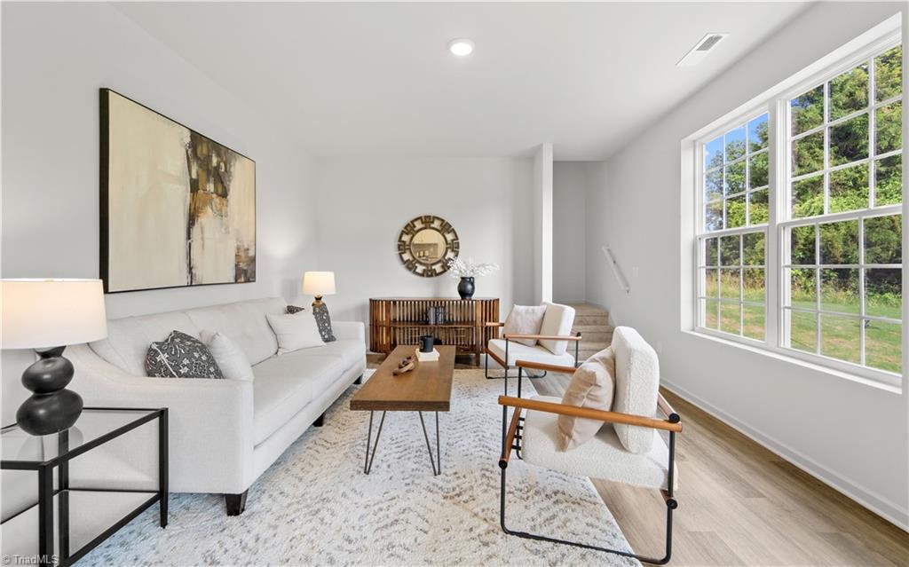 8117 Reynolda Road