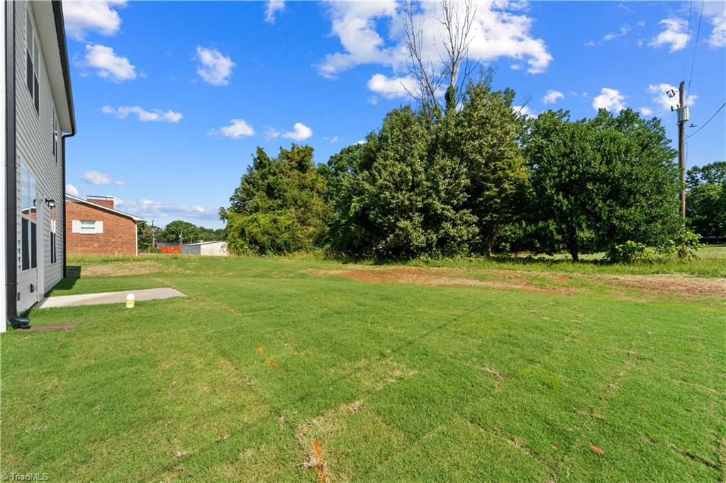 8117 Reynolda Road