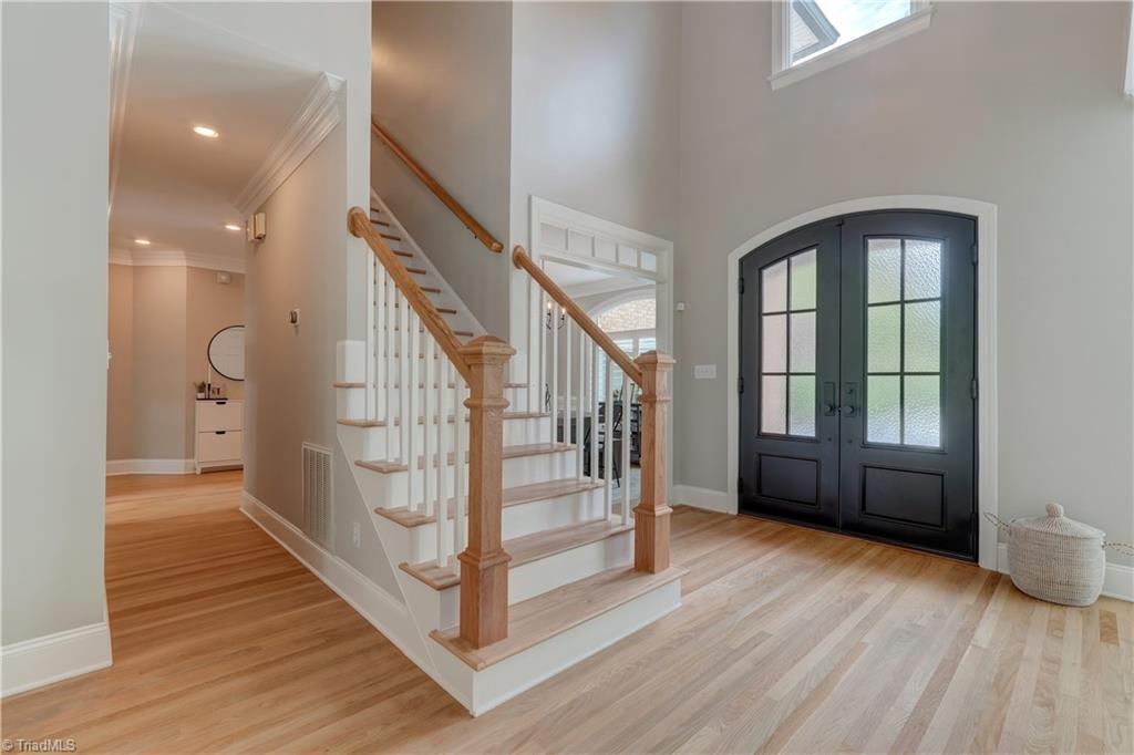6 Foxglove Lane