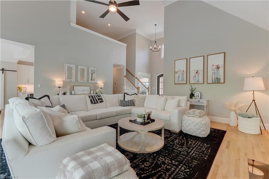 6 Foxglove Lane