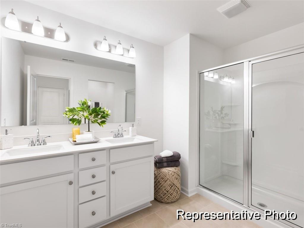 17 Saltford Lane # 15B