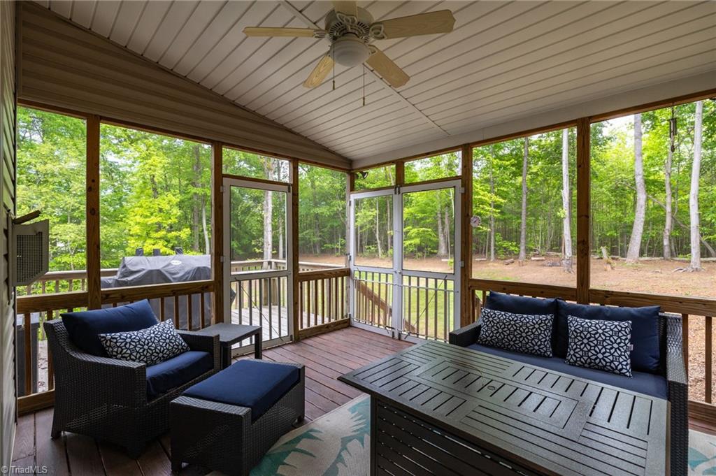 2551 King William Drive