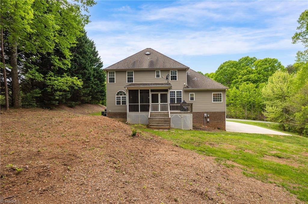 2551 King William Drive