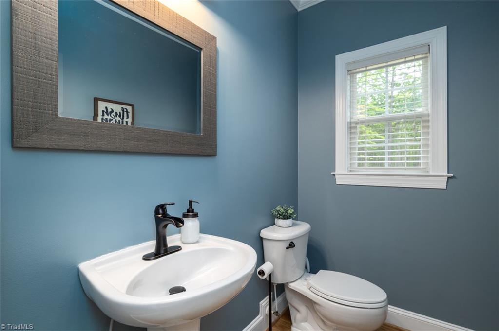 2551 King William Drive