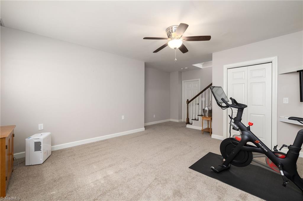 2551 King William Drive