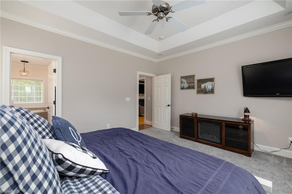 2551 King William Drive