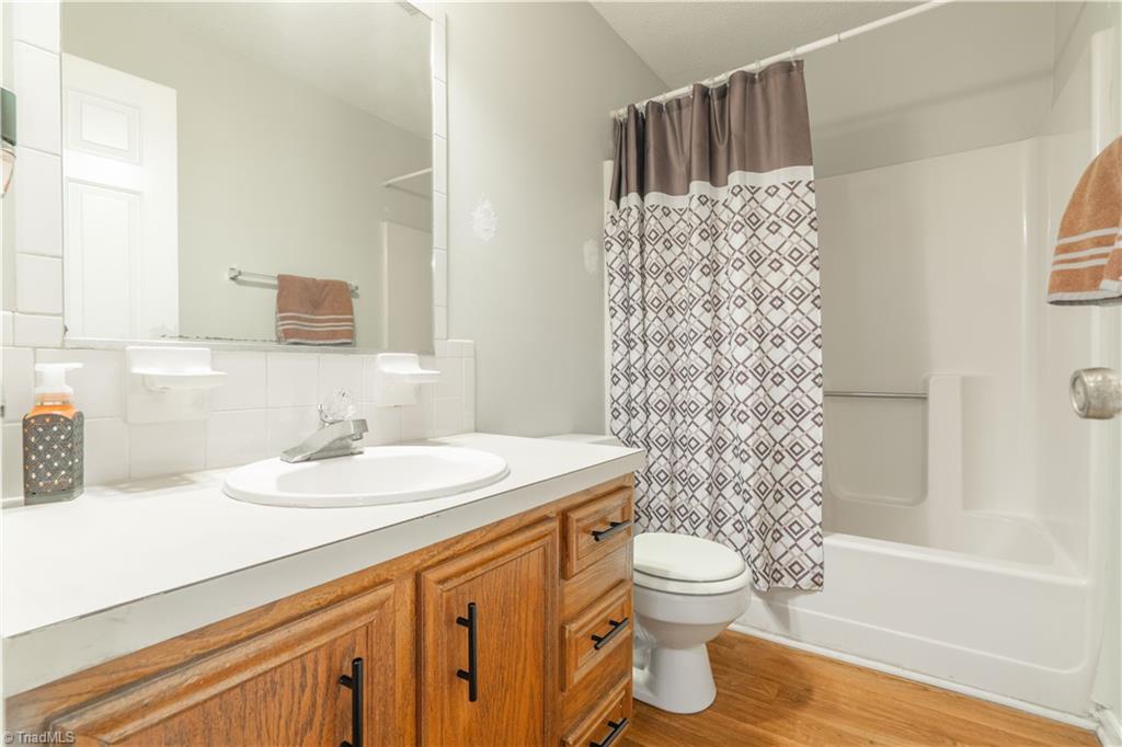 230 Olde Vineyard Court
