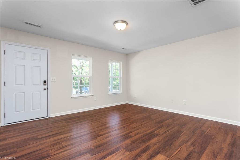 113 Swan Haven Lane
