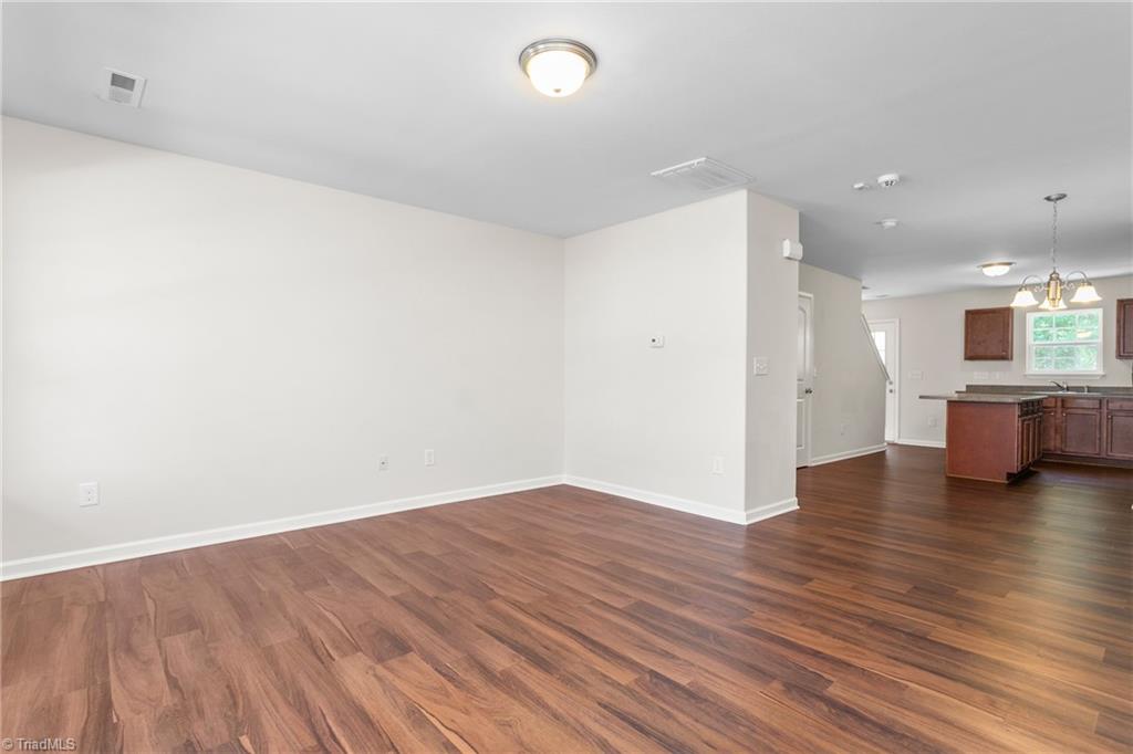 113 Swan Haven Lane