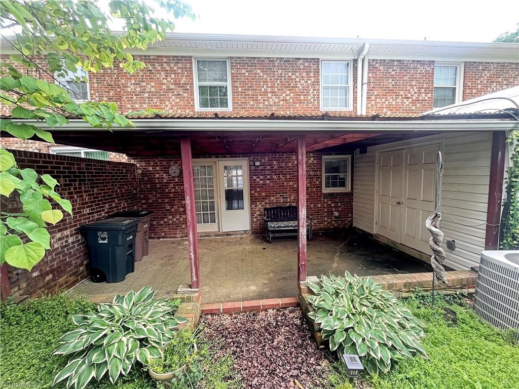 3206 Regents Park Lane # C