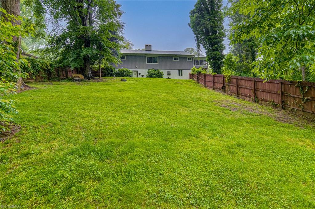 2855 Loch Drive